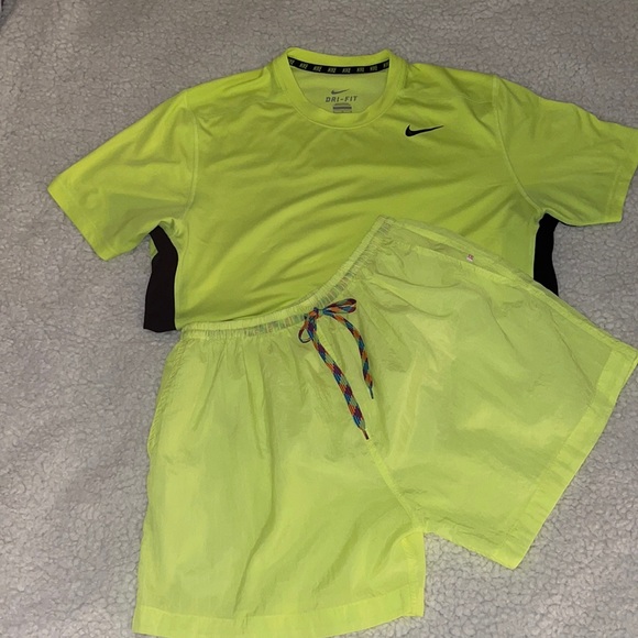 NEON BUNDLE - nike dri fit - Picture 1 of 4